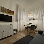 Ambrogio 33 - Three Bedrooms Three Bathrooms