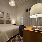 Ambrogio 33 - Three Bedrooms Three Bathrooms